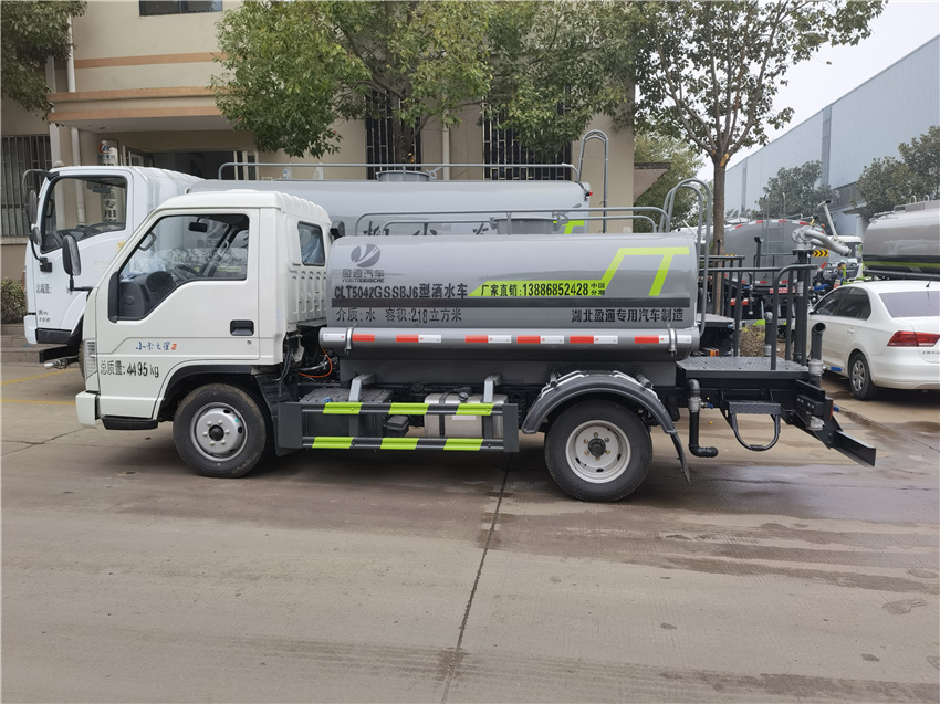 福瑞卡9方霧炮車參數