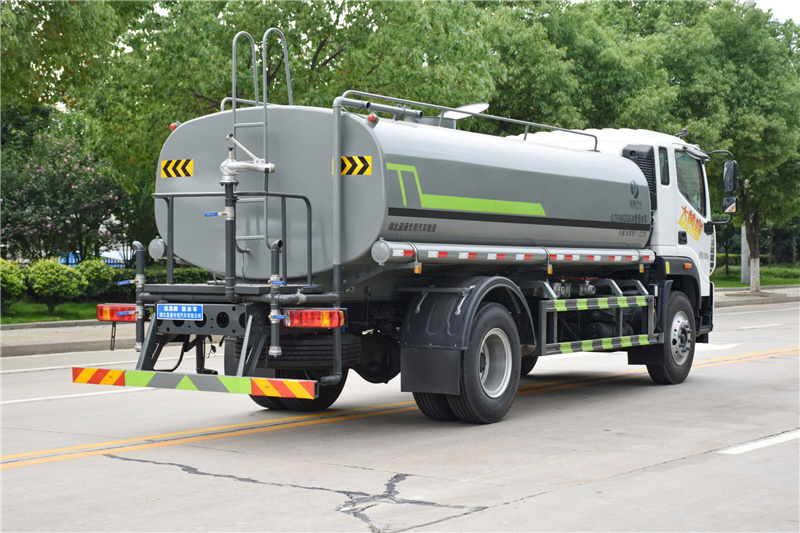 福田瑞沃ES7灑水車報價