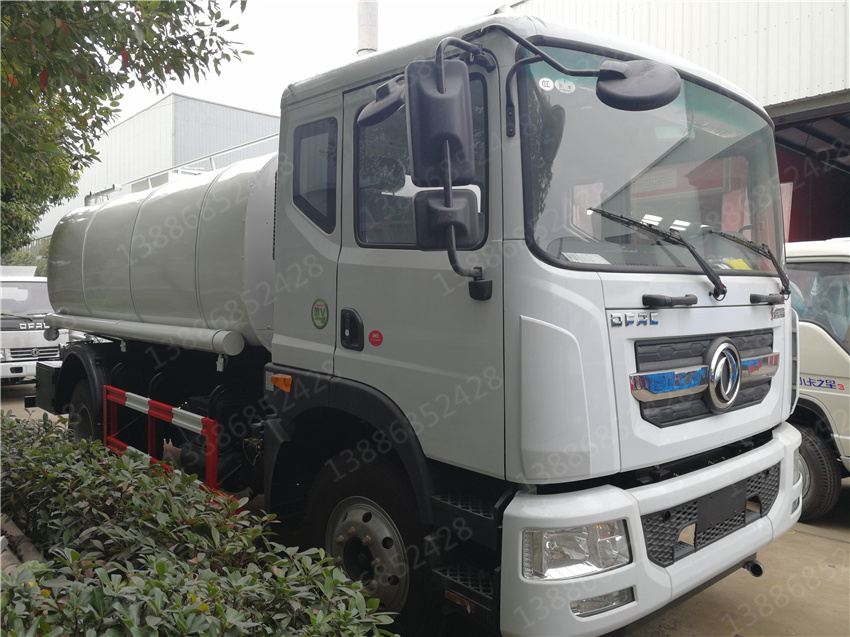 湖北盈通汽車天錦灑